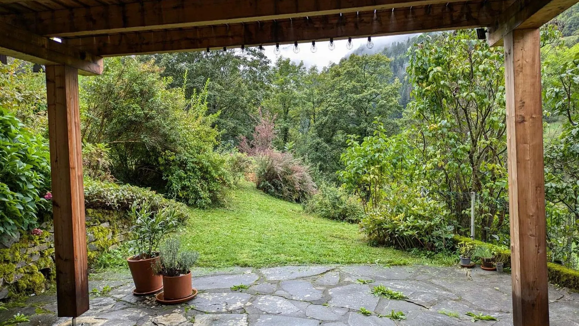 Chalet Renove 12 Pers, 5 Ch, Parking, Poele, Sud-Ouest - Fr-1-342-321 Beaufort  France