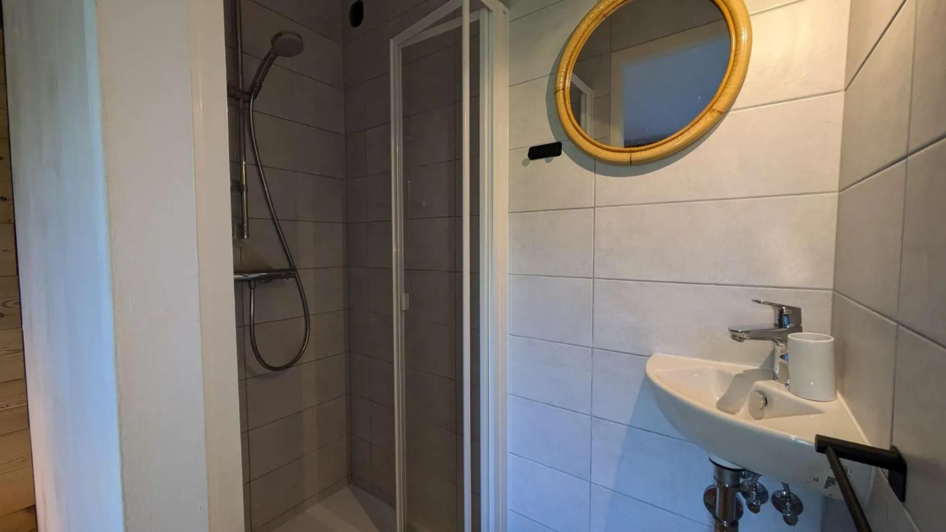 Chalet Renove 12 Pers, 5 Ch, Parking, Poele, Sud-Ouest - Fr-1-342-321 Beaufort   Beaufort (Savoie)