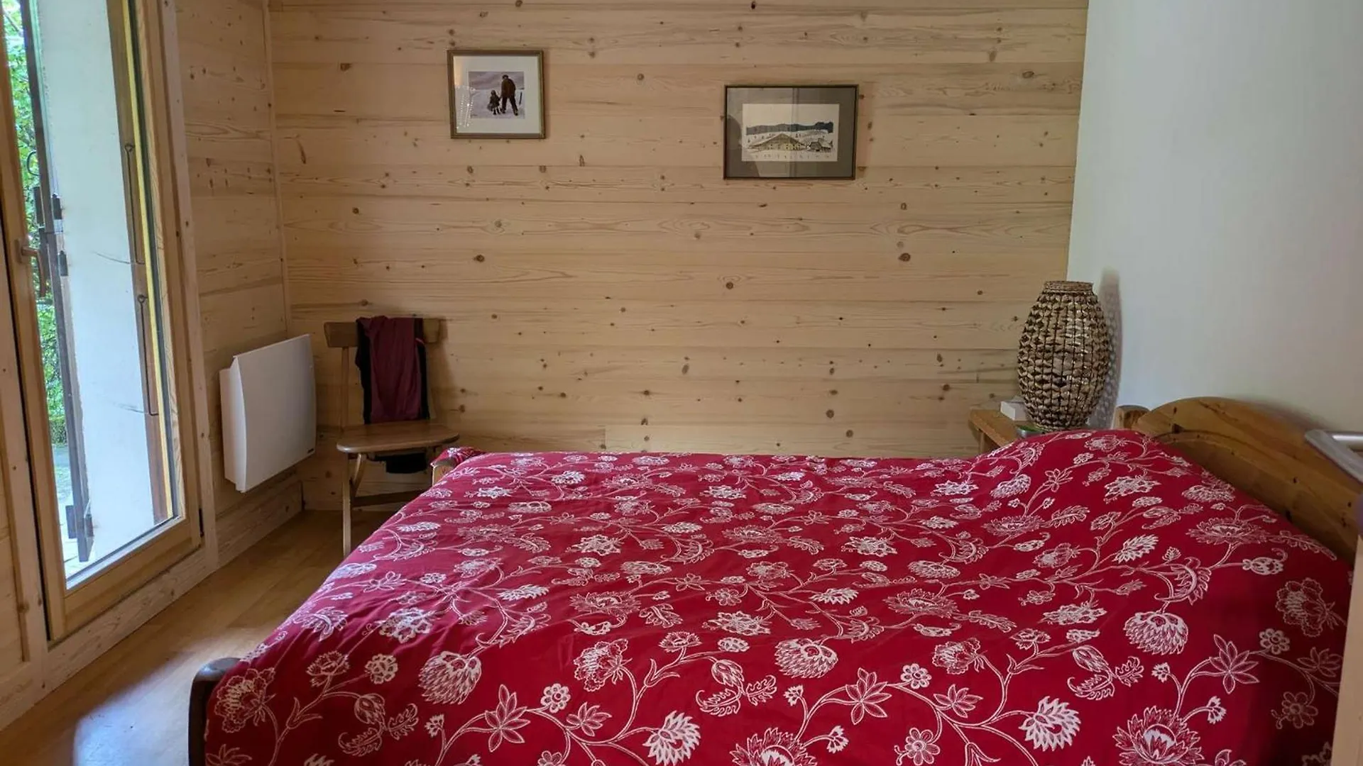 Chalet Renove 12 Pers, 5 Ch, Parking, Poele, Sud-Ouest - Fr-1-342-321 Beaufort  France
