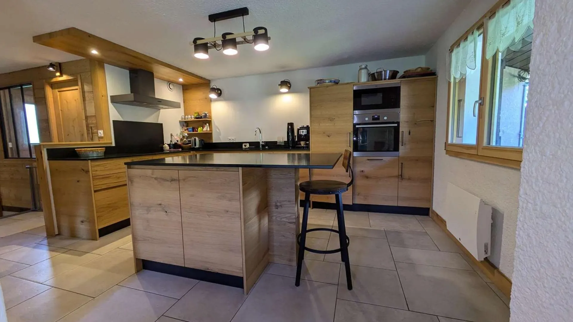 Chalet Renove 12 Pers, 5 Ch, Parking, Poele, Sud-Ouest - Fr-1-342-321 Beaufort  0*, Beaufort (Savoie)