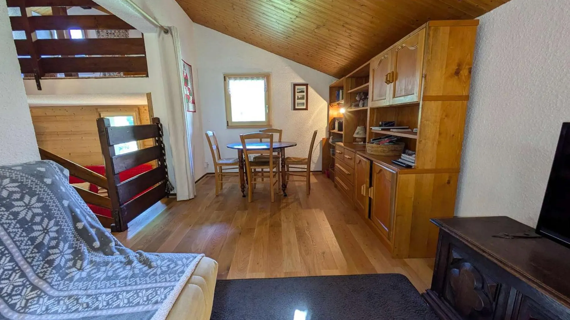 Chalet Renove 12 Pers, 5 Ch, Parking, Poele, Sud-Ouest - Fr-1-342-321 Beaufort